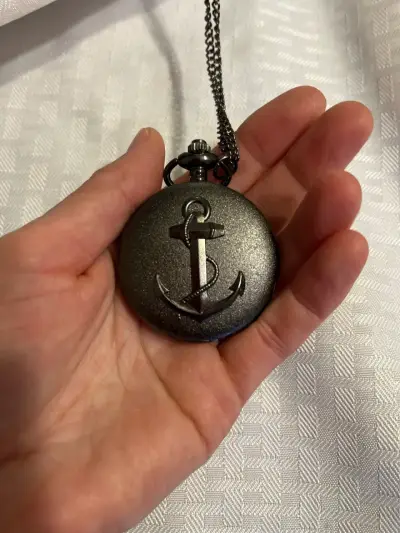 Reloj de bolsillo negro con ancla - miniatura 2