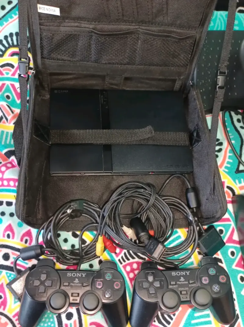 Set PS2 con acccesorios y juegos - 4