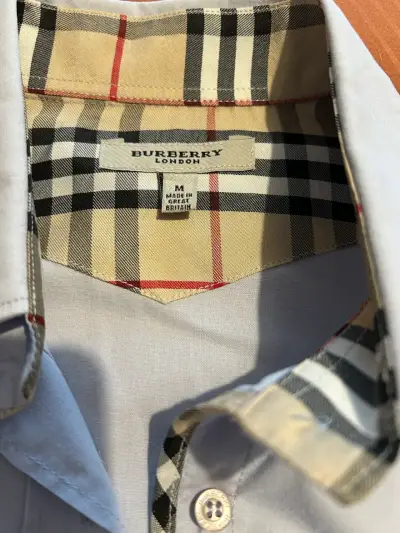 Blusa Burberry talla M - miniatura 2