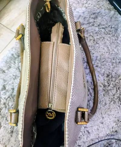 Bolso Michael Kors beige - miniatura 2
