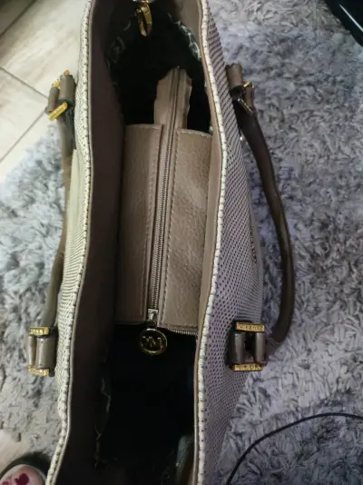 Bolso Michael Kors beige - miniatura 4