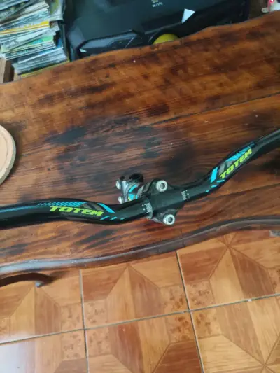 Manubrio de bicicleta Totem - miniatura 3