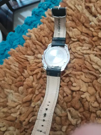 Reloj pulsera deportivo negro - miniatura 5