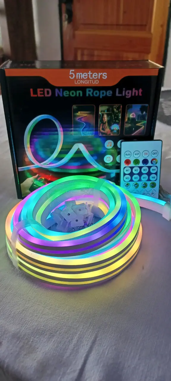 Cinta de luces LED Neon de 5 metros - 1