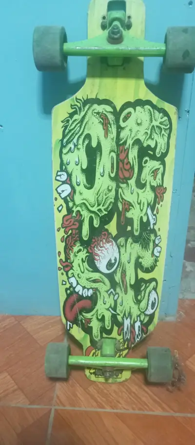 Tabla longboard con diseño gráfico - miniatura 1