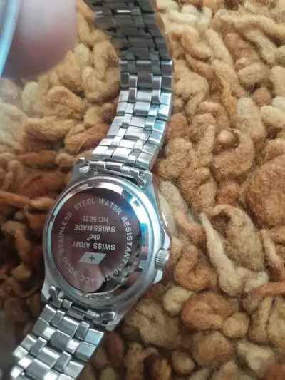 Reloj Swiss Army metálico - miniatura 3