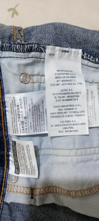 Jeans azul clásicos - miniatura 5