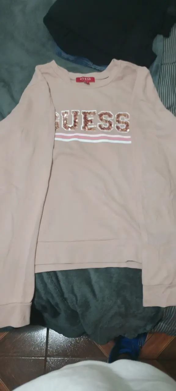 Sudadera beige con lentejuelas Guess - 2
