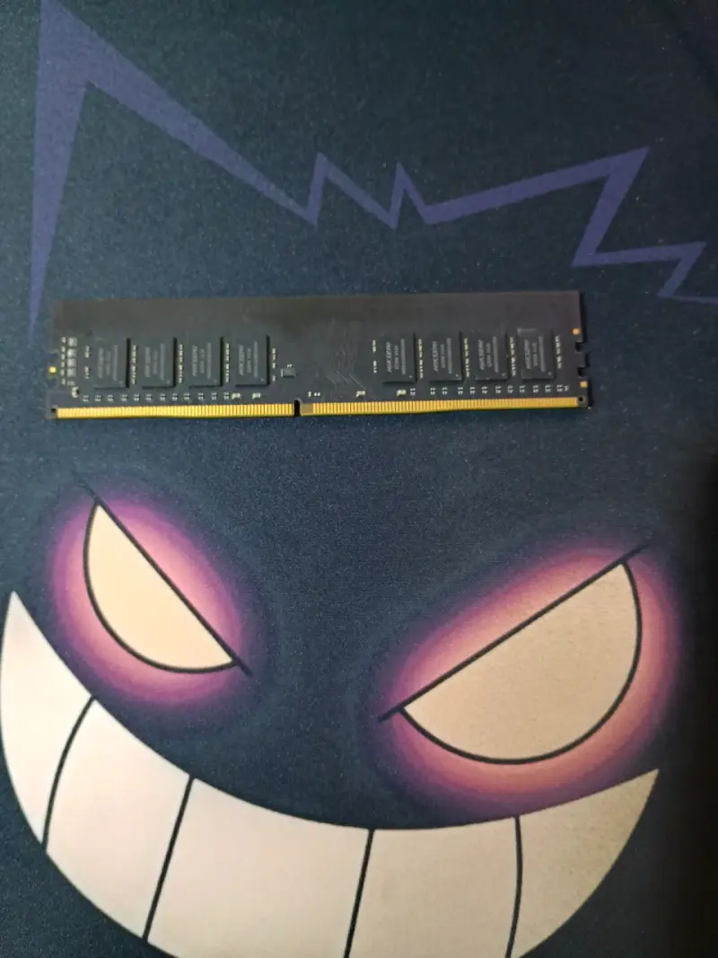 Memoria RAM DDR4 16gB - 2