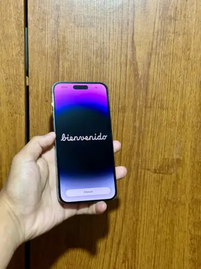 iPhone Pro Max en perfecto estado - miniatura 4