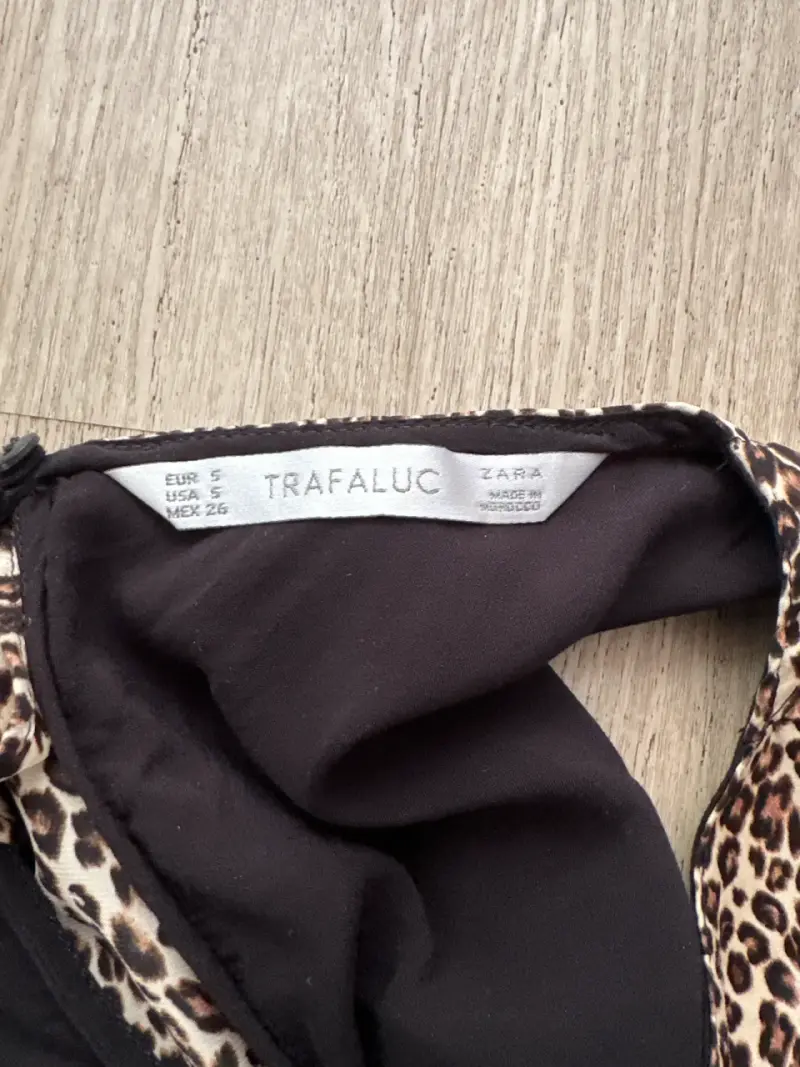 Blusa estampado animal print - 3