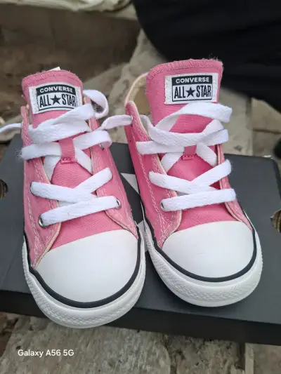 Zapatillas Converse All Star rosas - miniatura 1