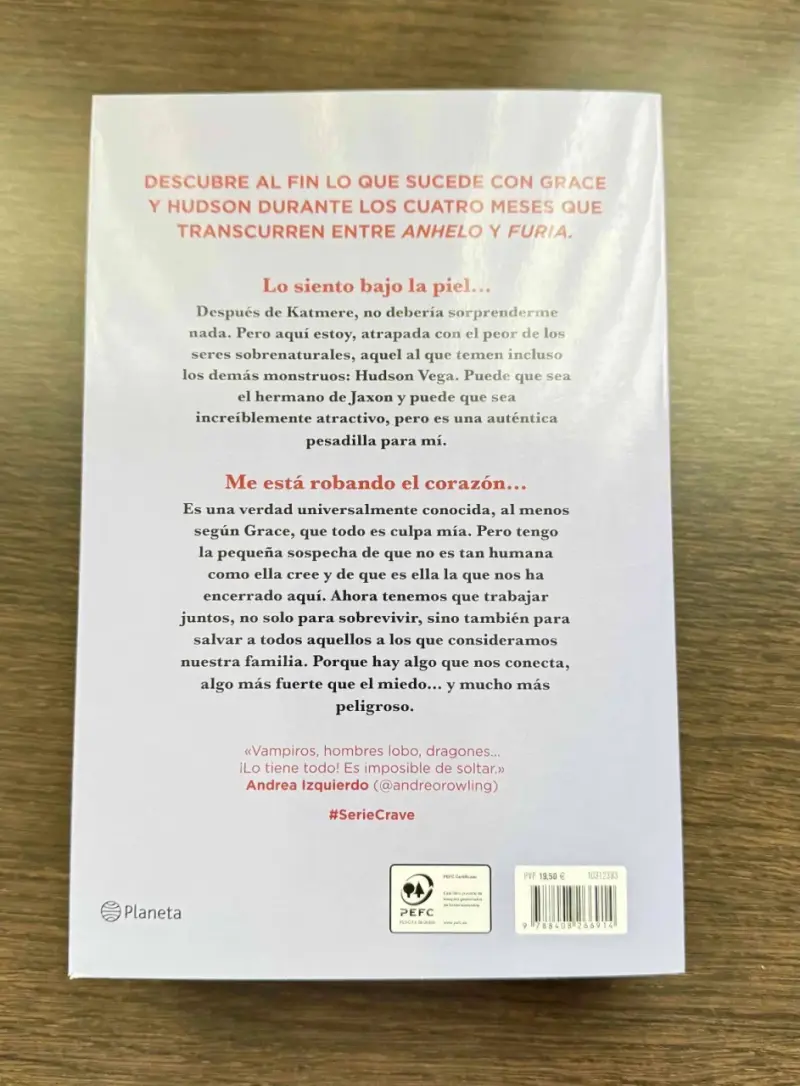Hechizo de Tracy Wolff - 3
