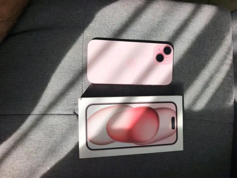 iPhone 15 256 gb rosa con caja original - 1