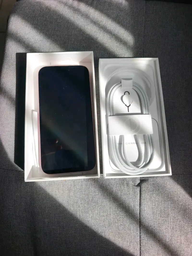 iPhone 15 256 gb rosa con caja original - 2