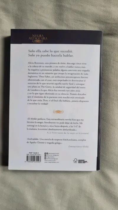Libro 'La paciente silenciosa' de Alex Michaelides - miniatura 2