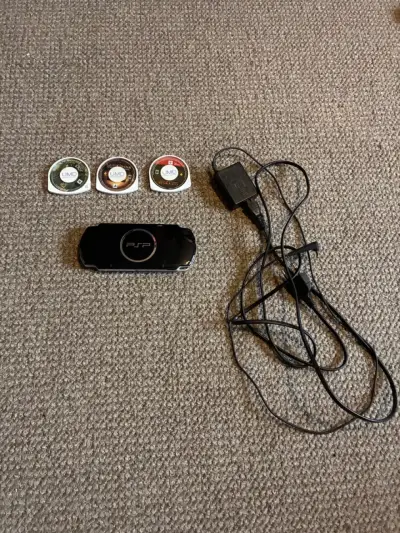 Consola portátil PSP 3000 con juegos - miniatura 2