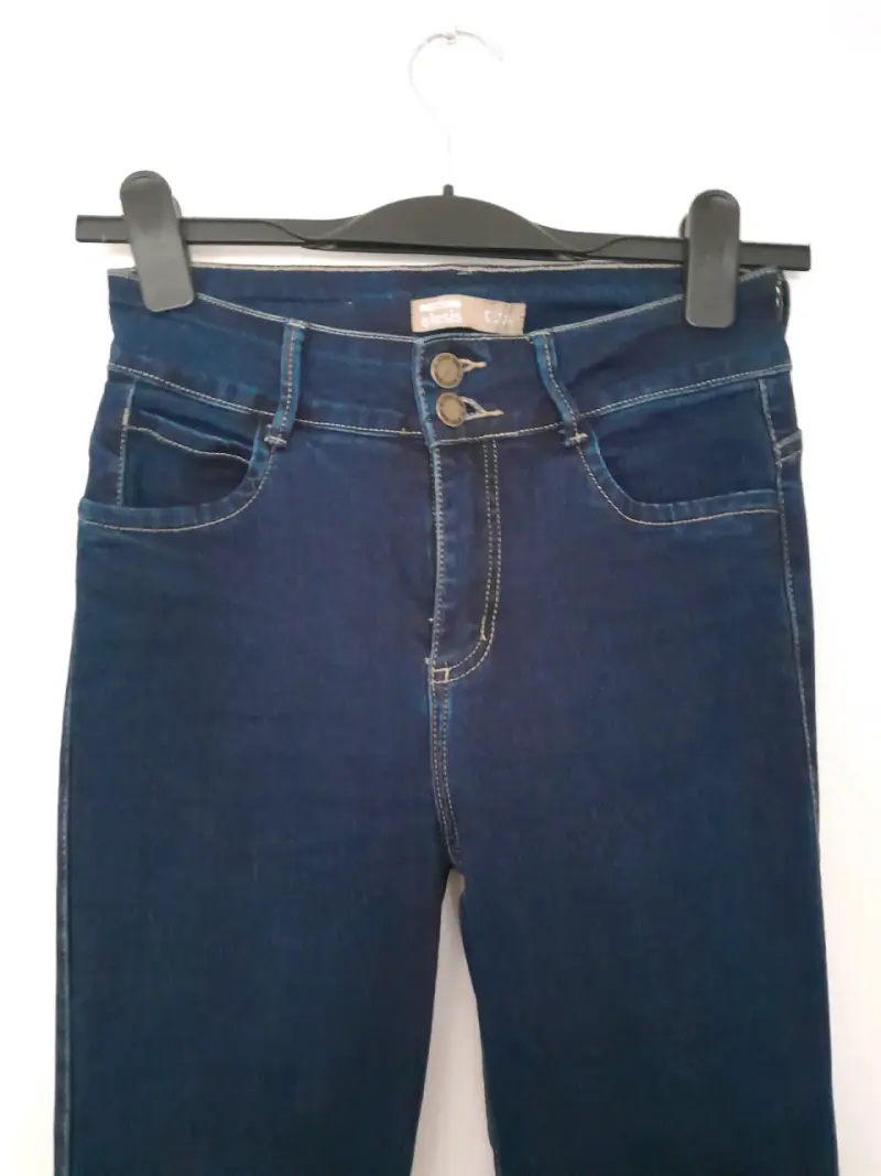 Pantalones de mezclilla acampanados Efesis - 3