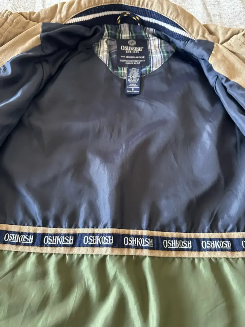 Chaqueta niño OshKosh caqui talla 5 - 4