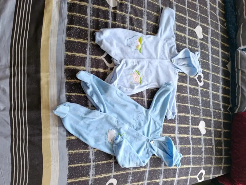 Pijamas de bebé celestes