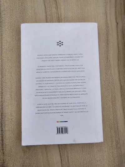 Manual Básico del Traje Humano - miniatura 2