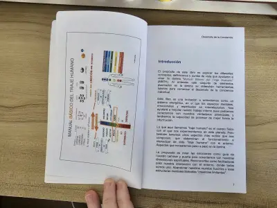 Manual Básico del Traje Humano - miniatura 3