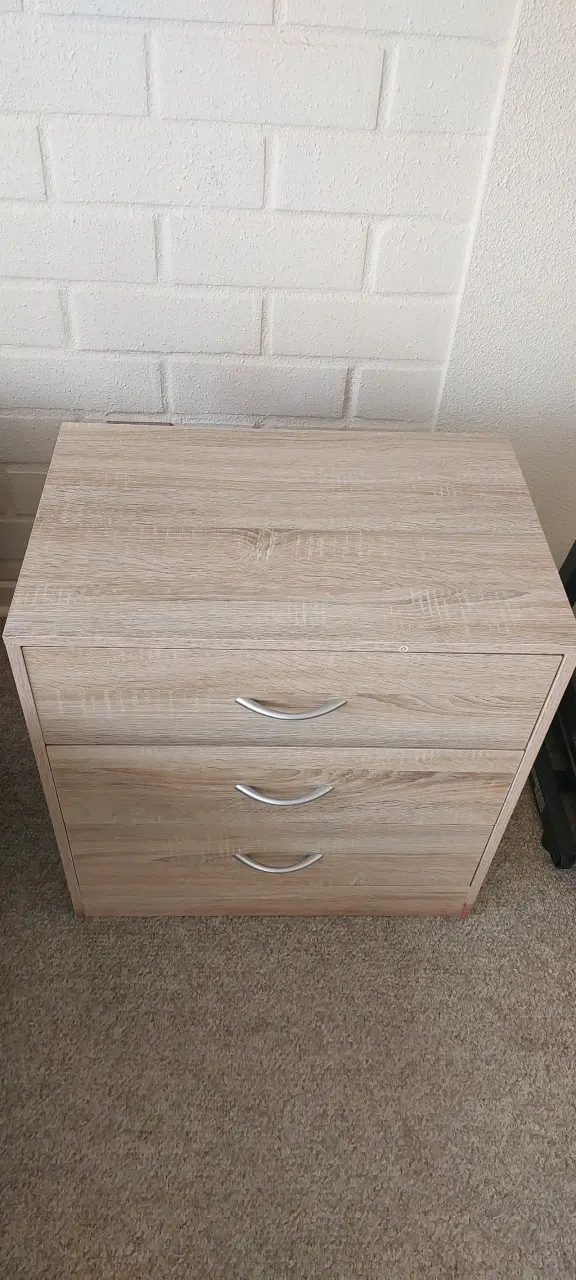 Cómoda de madera con 3 cajones - 2