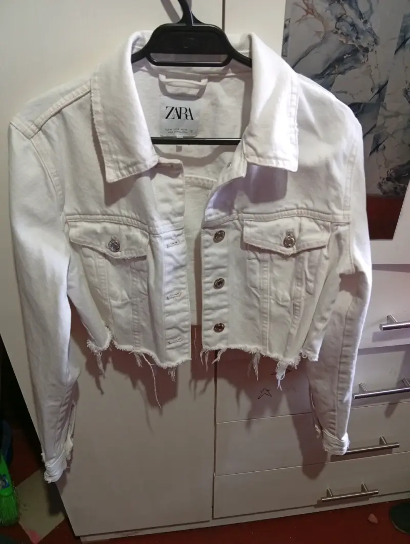 Chaqueta corta blanca Zara - 3