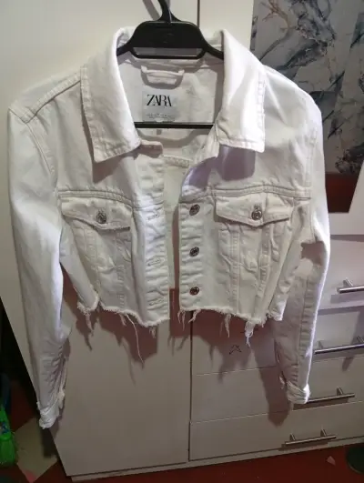 Chaqueta corta blanca Zara - miniatura 3