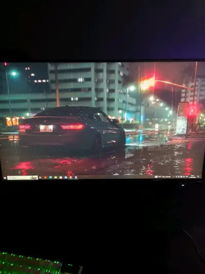 Monitor Gamer HP de 24 pulgadas - miniatura 2