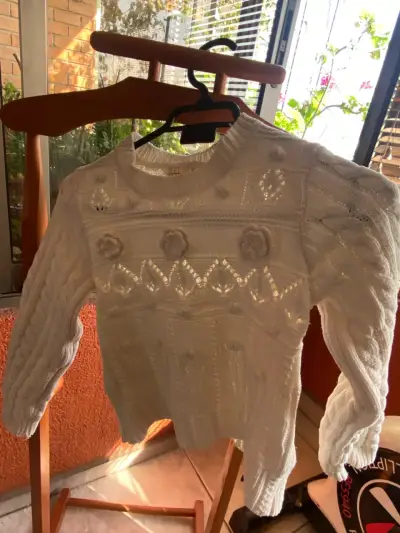 Suéter blanco tejido para niños - miniatura 1