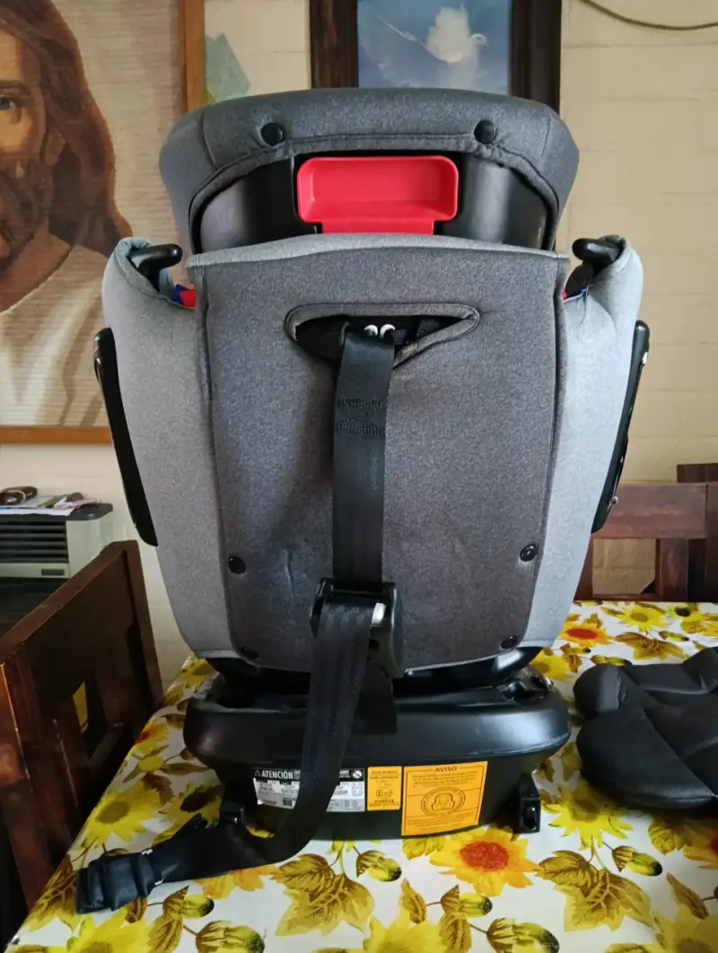 Silla de auto Cosco gris - 2