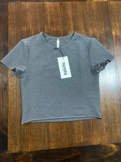 Polera gris Sybilla nueva - miniatura 2