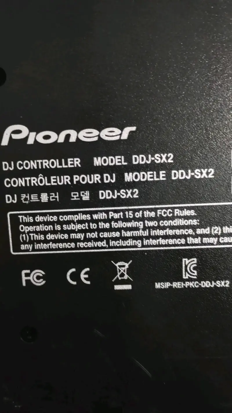 DJ Controlador DJ Pioneer DDJ-SX2 - 1