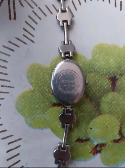 Reloj pulsera Marca Guess - miniatura 2