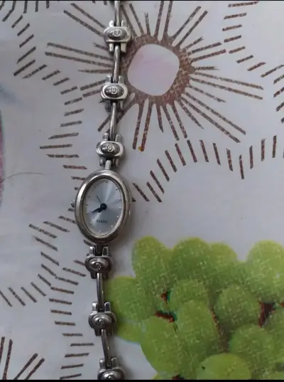 Reloj pulsera Marca Guess - miniatura 3