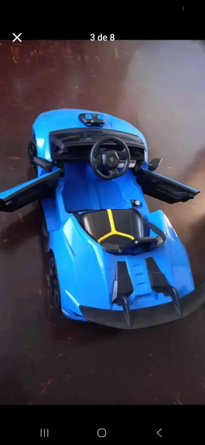 Auto eléctrico azul para niños - miniatura 2