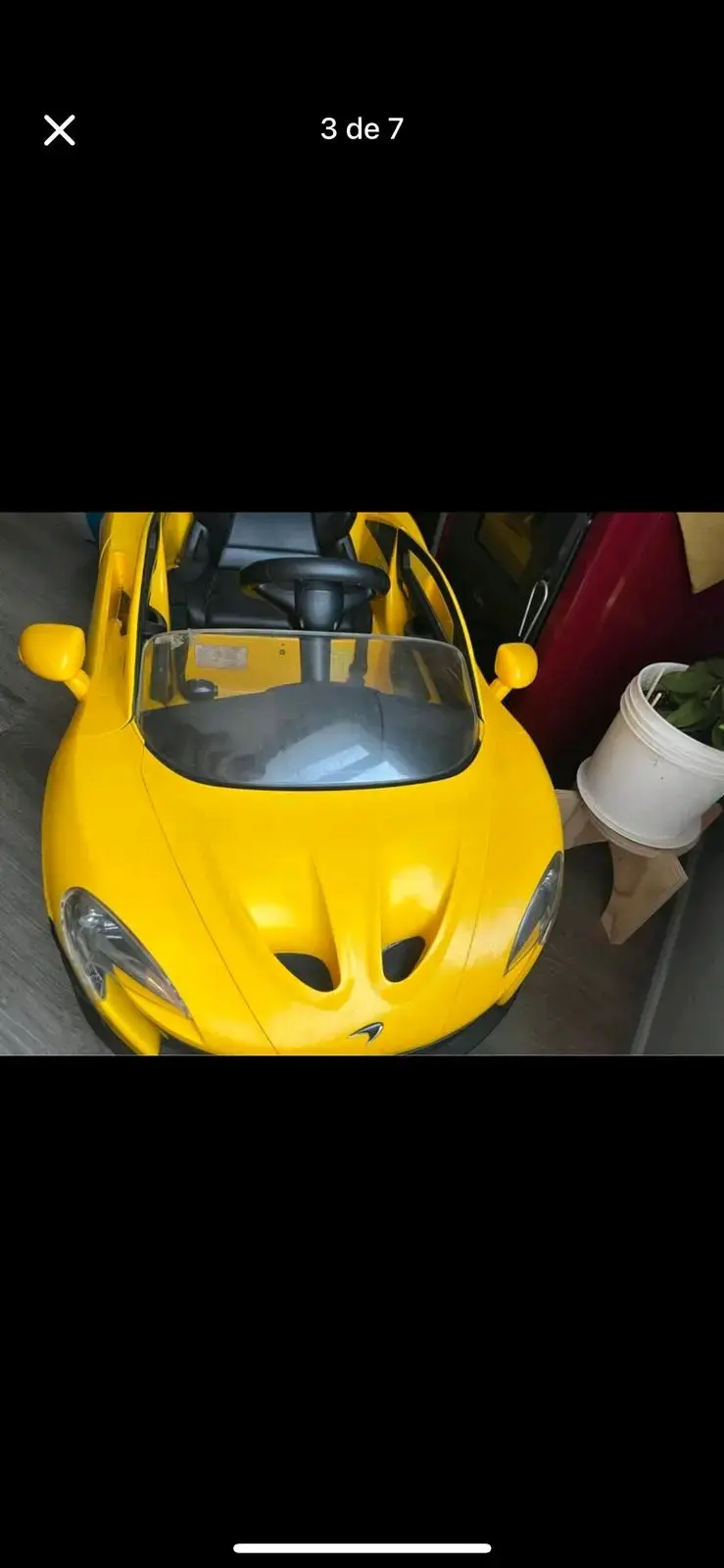 Auto eléctrico infantil amarillo - 2