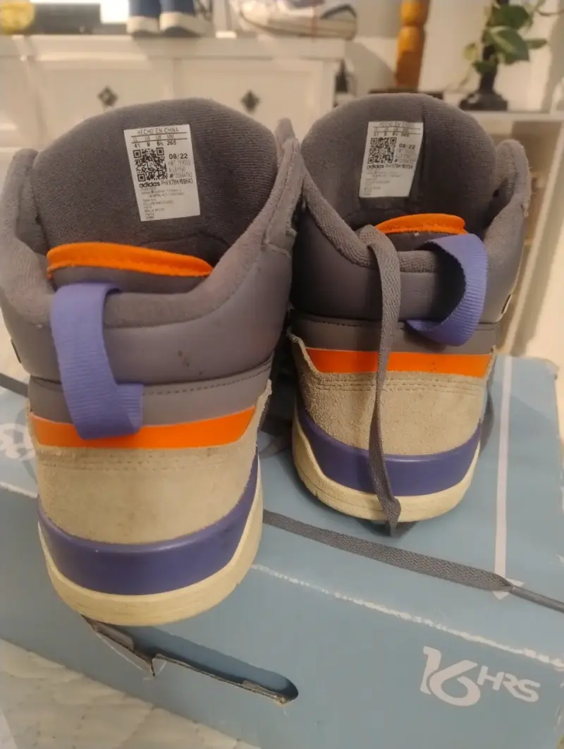Zapatillas Adidas gris vintage - 3