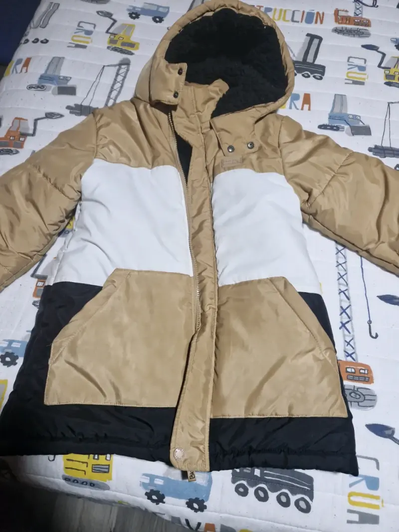 Chaqueta acolchada tricolor marca black and blue, - 1