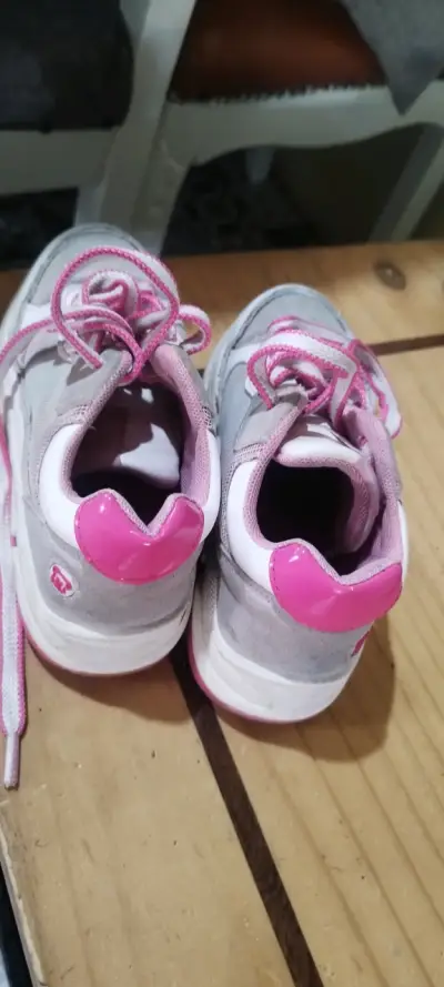 Zapatillas negras con encaje - miniatura 5