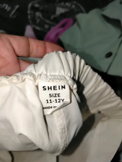 Pantalones blancos de lino - miniatura 3