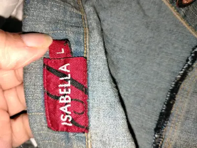 Chaqueta de mezclilla desgastada - miniatura 2