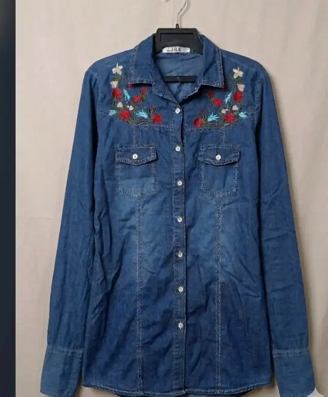 Chaqueta de mezclilla desgastada - 4