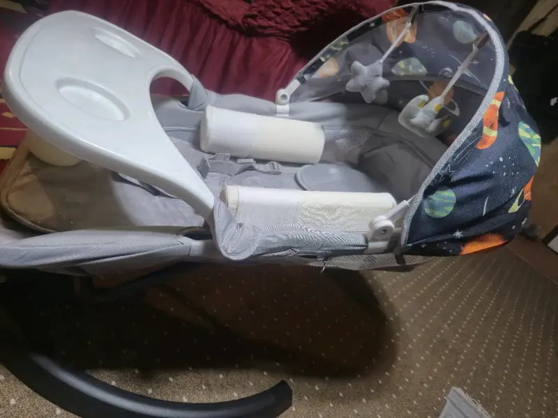 Silla mecedora para bebé - 1