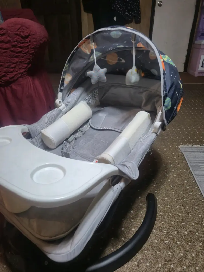 Silla mecedora para bebé - 2