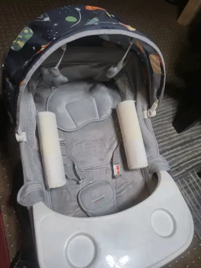 Silla mecedora para bebé - miniatura 4
