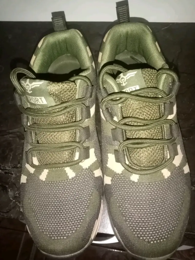 Zapatillas deportivas camufladas - 2