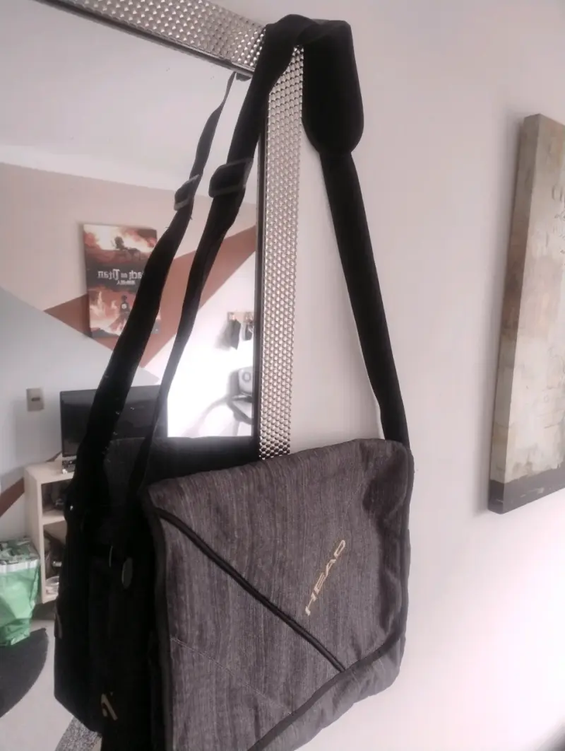 Bolso bandolera gris marca HEAD - 1
