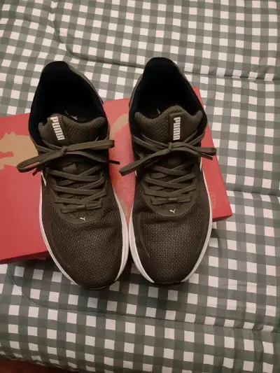 Zapatillas deportivas Puma verde olivo $30.000 - miniatura 4